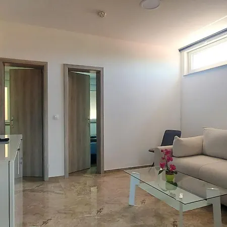 Apartma Oli * Koper