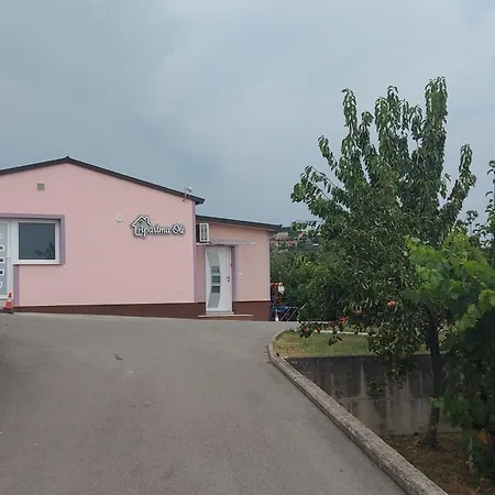 Apartma Oli
