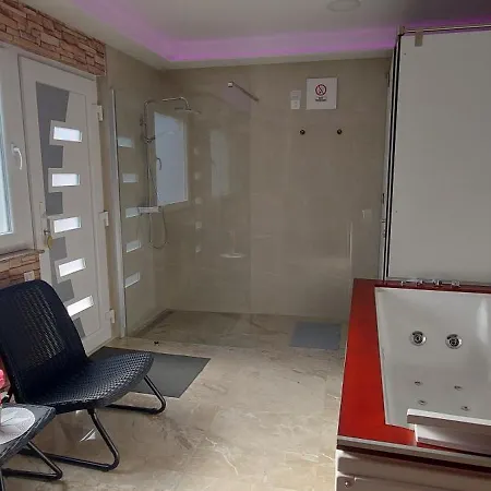 Apartma Oli *
