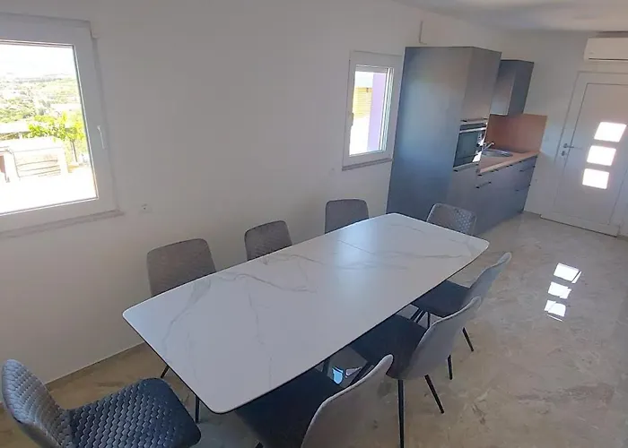 Apartma Oli كوبر