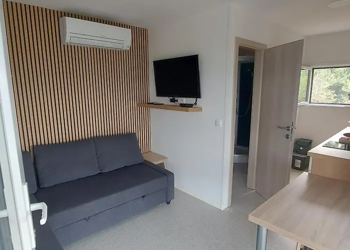 Apartma Oli アパート *