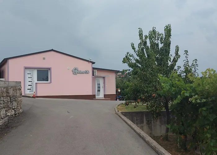Apartma Oli